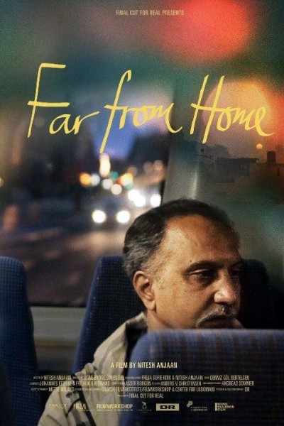 Caratula, cartel, poster o portada de Far From Home