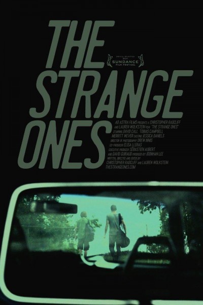 Caratula, cartel, poster o portada de The Strange Ones