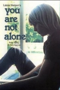 Caratula, cartel, poster o portada de You Are Not Alone