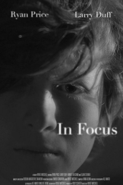 Caratula, cartel, poster o portada de In Focus