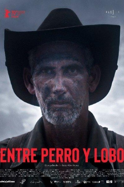 Caratula, cartel, poster o portada de Entre perro y lobo