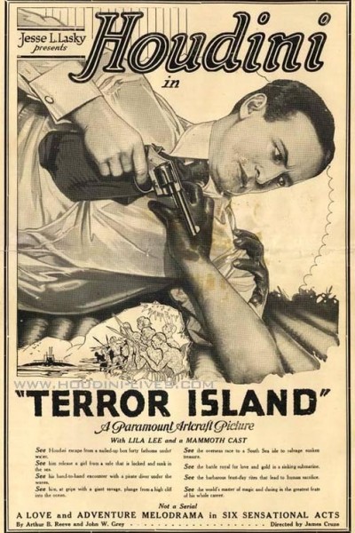 Caratula, cartel, poster o portada de La isla del terror