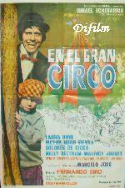Caratula, cartel, poster o portada de En el gran circo