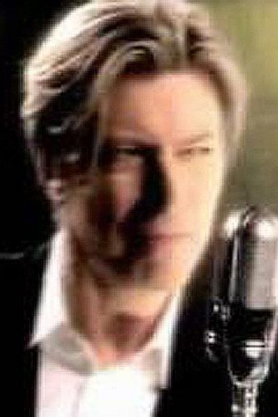 Cubierta de David Bowie: Never Get Old (Vídeo musical)