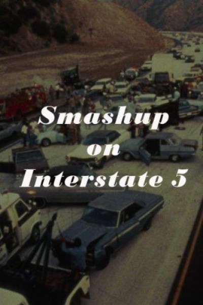 Cubierta de Smash-Up on Interstate 5