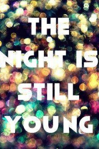 Cubierta de Nicki Minaj: The Night Is Still Young (Vídeo musical)