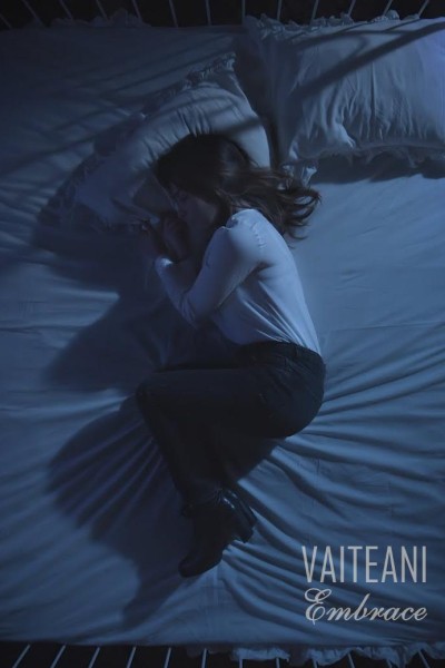 Caratula, cartel, poster o portada de Vaiteani: Embrace (Vídeo musical)