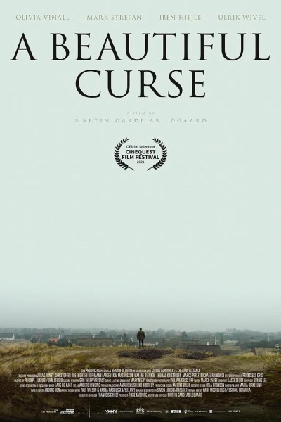 Caratula, cartel, poster o portada de A Beautiful Curse