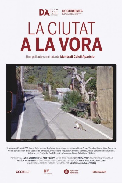 Caratula, cartel, poster o portada de La ciutat a la vora