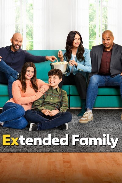 Caratula, cartel, poster o portada de Extended Family