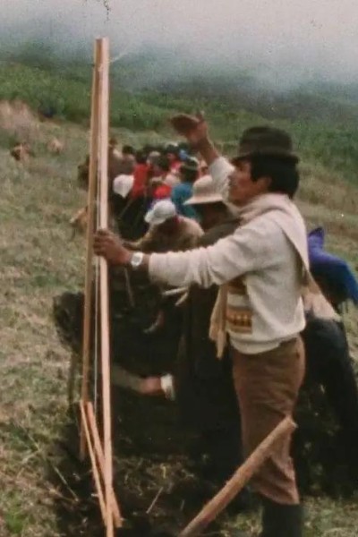 Cubierta de Pueblos andinos, 1984 / Andean Pueblos, 1984: Madre Tierra. Allpa Mama I
