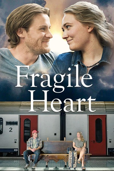 Caratula, cartel, poster o portada de Fragile Heart (The Movie)