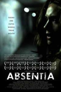 Caratula, cartel, poster o portada de Absentia