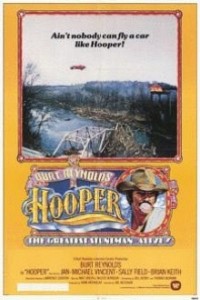 Caratula, cartel, poster o portada de Hooper, el increíble