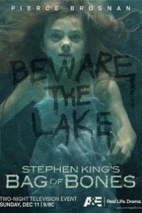 Caratula, cartel, poster o portada de La maldición de Dark Lake (Un saco de huesos)