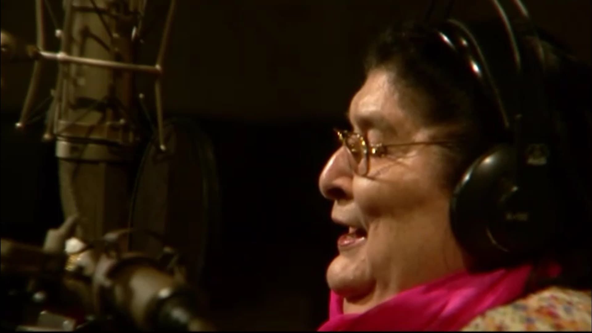 Cubierta de Mercedes Sosa, Cantora un viaje íntimo