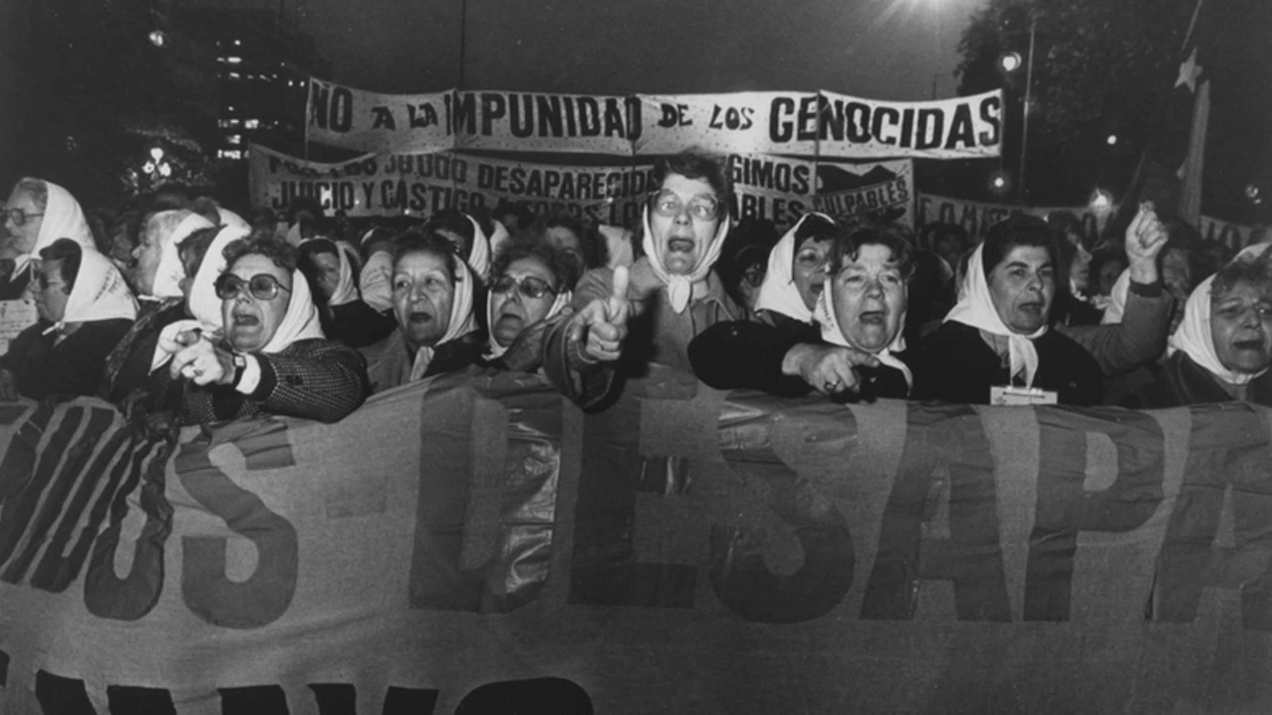 Cubierta de Las Madres de la Plaza de Mayo