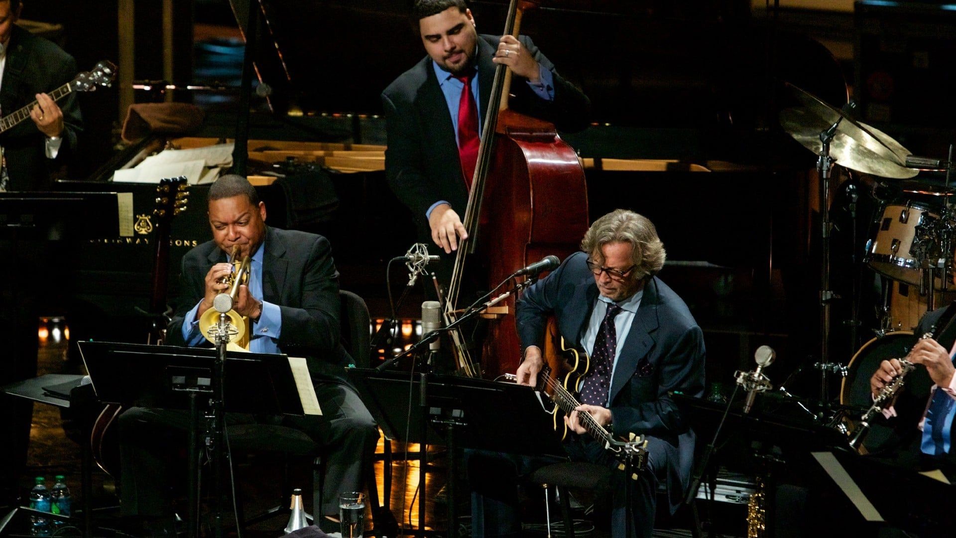 Cubierta de Wynton Marsalis and Eric Clapton Play the Blues: Live from Jazz at Lincoln Center