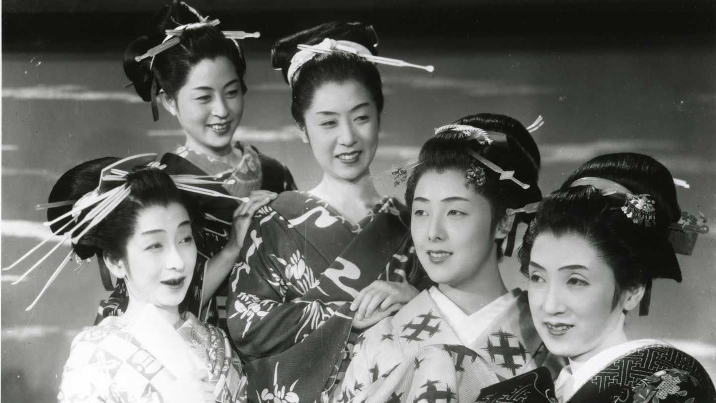 Cubierta de Utamaro y sus 5 mujeres