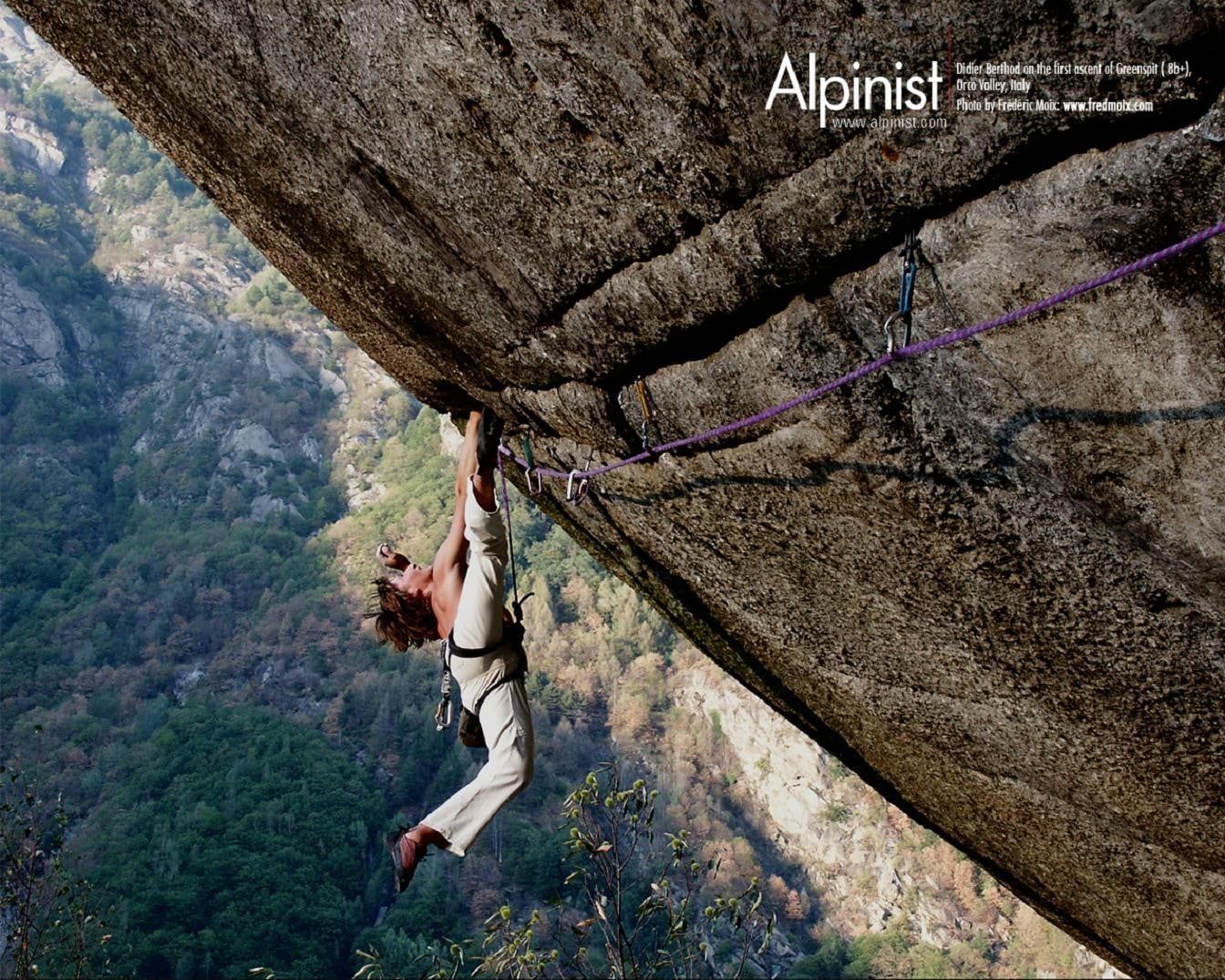 Cubierta de First Ascent