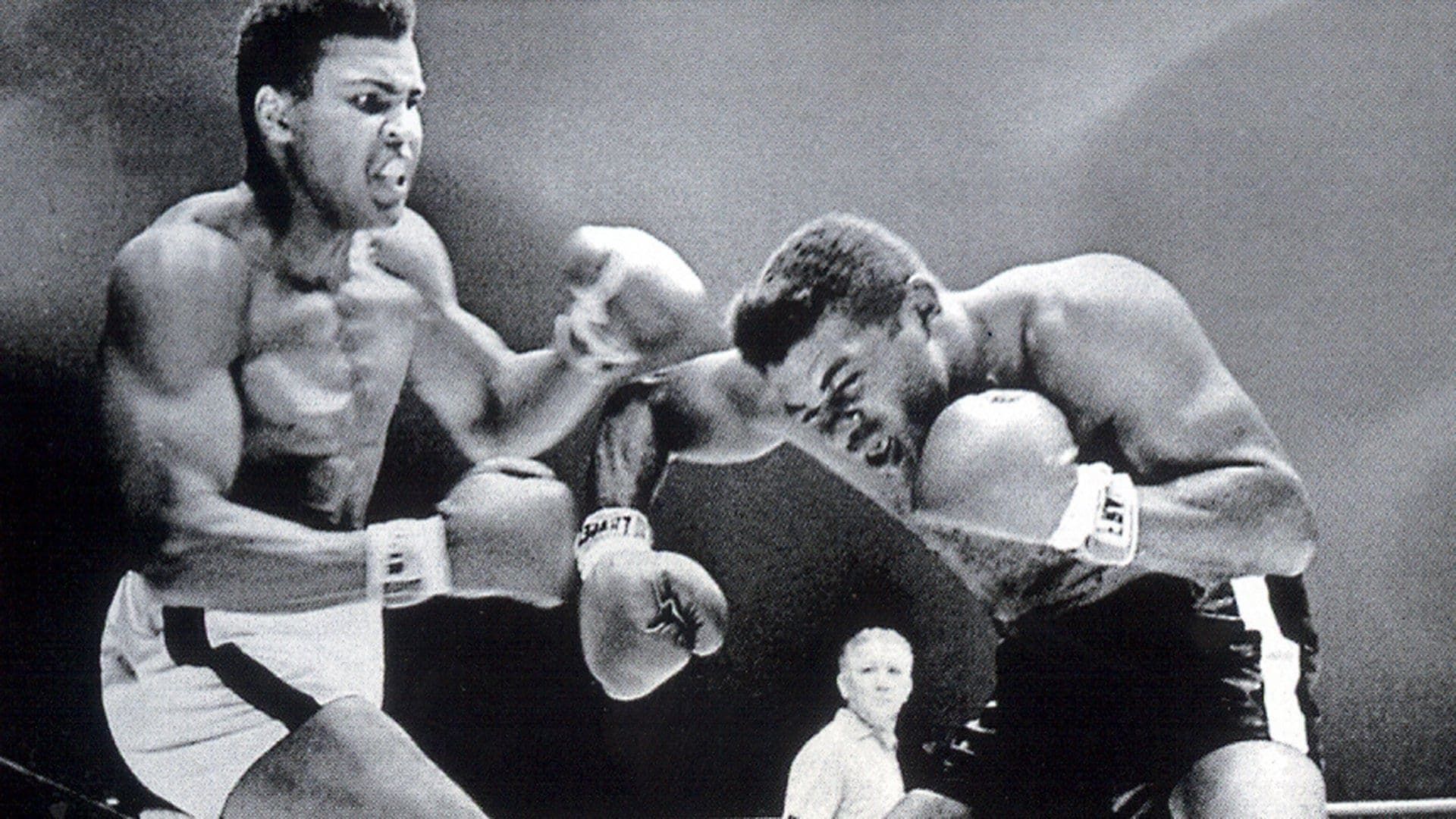 Cubierta de Muhammad Ali: a través de los ojos del mundo