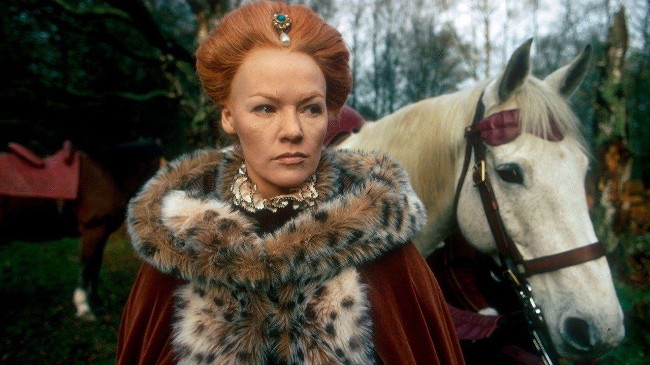 Cubierta de Elizabeth R