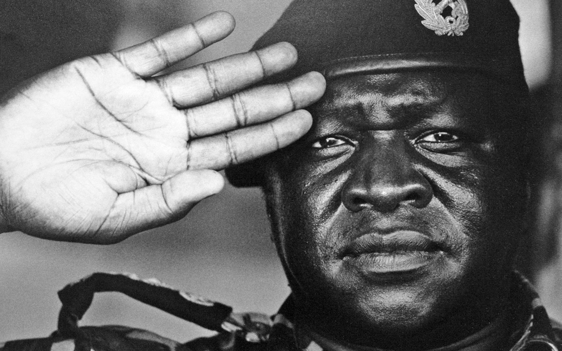 Cubierta de General Idi Amin Dada