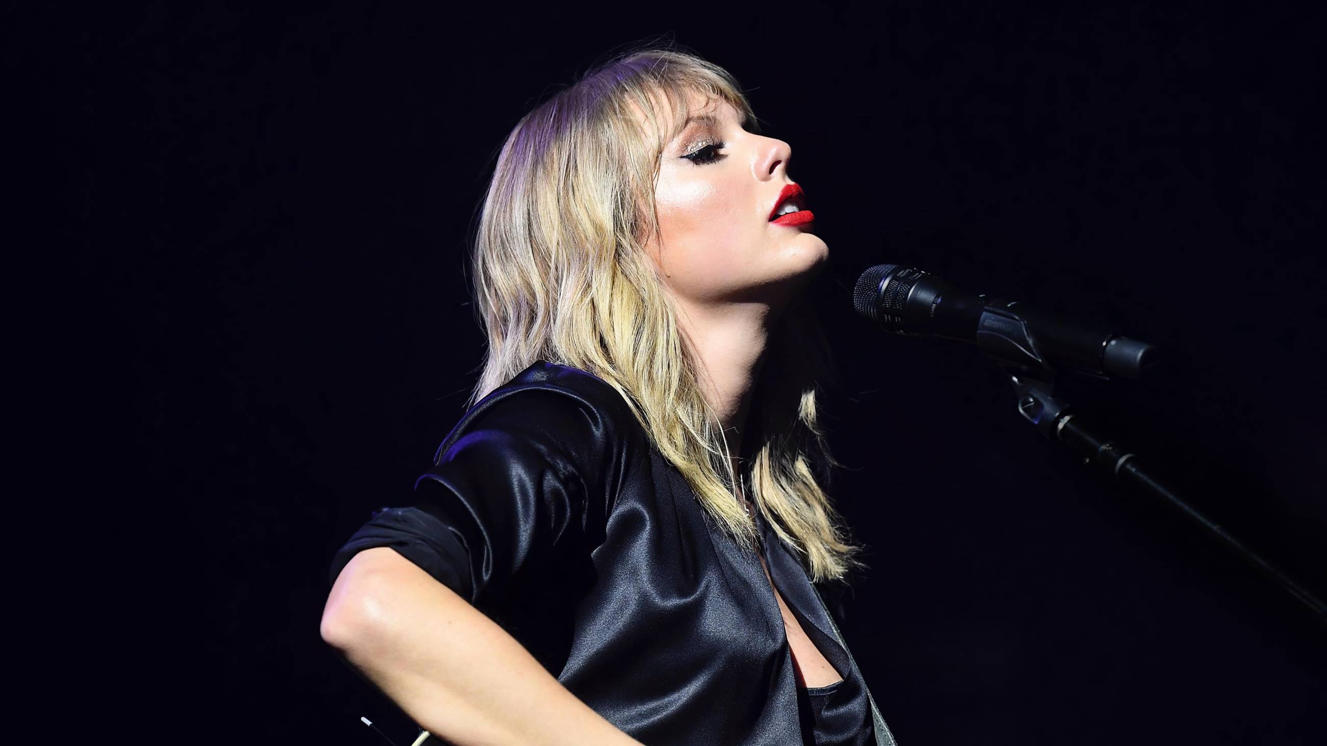 Cubierta de Taylor Swift: City of Lover Concert