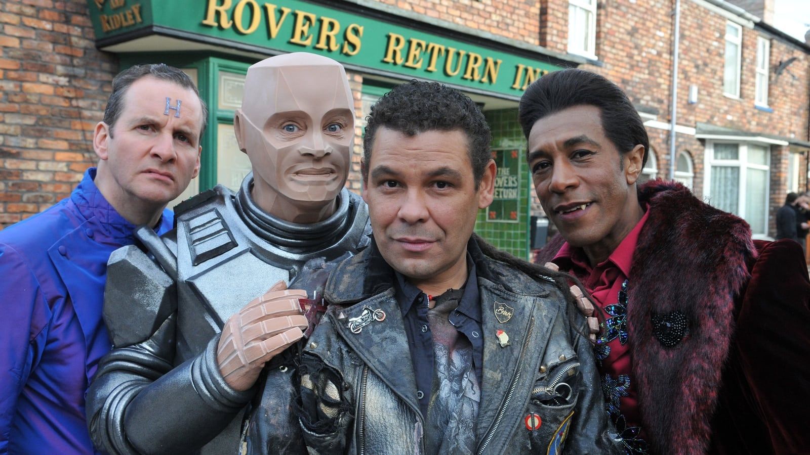 Cubierta de Red Dwarf: Back to Earth