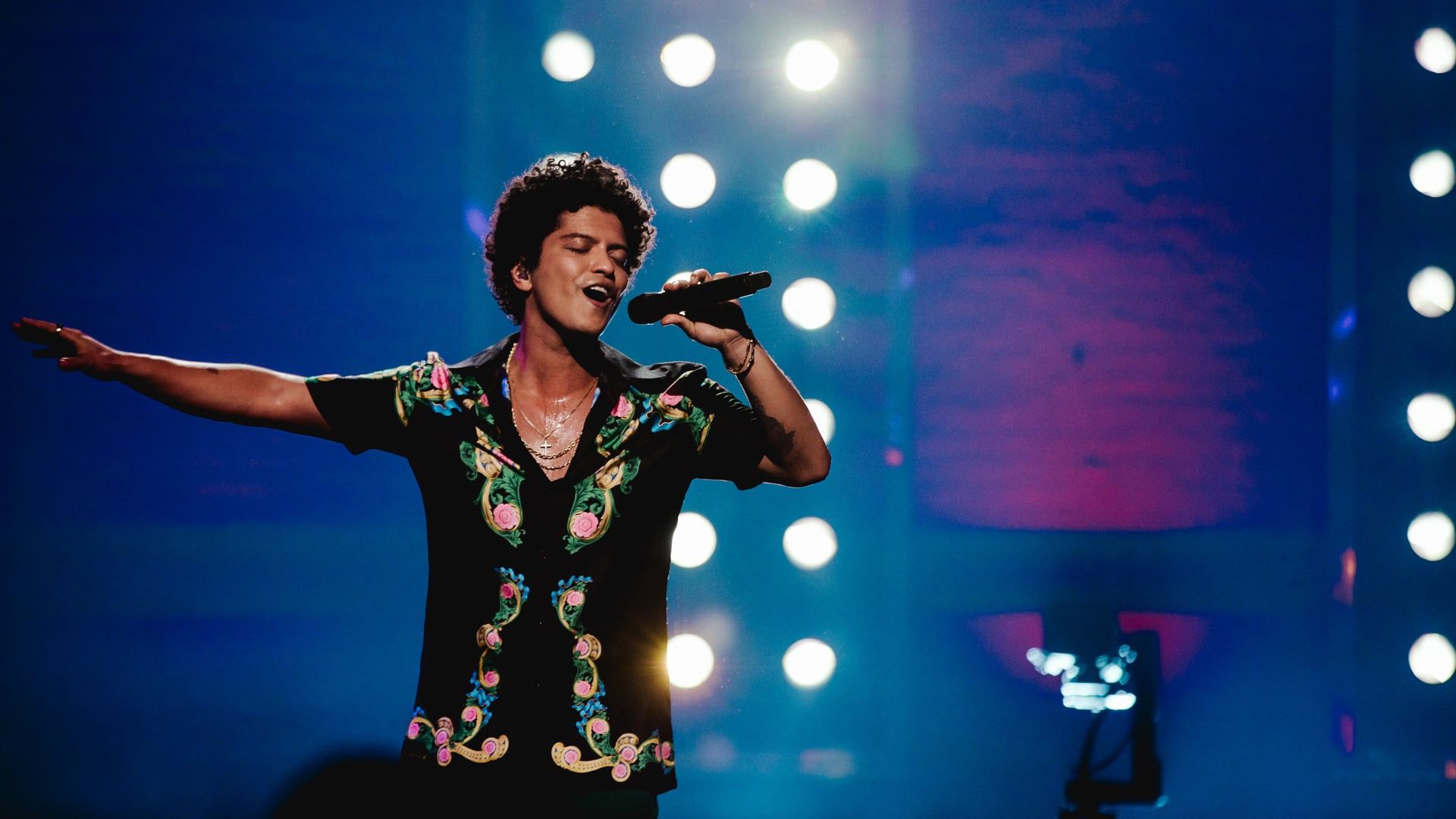 Cubierta de Bruno Mars: 24K Magic (Vídeo musical)