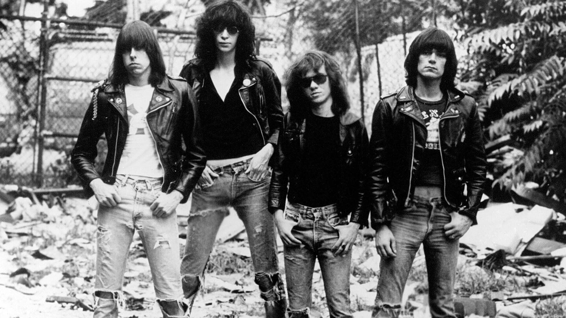 Cubierta de The Ramones: It's Alive 1974-1996