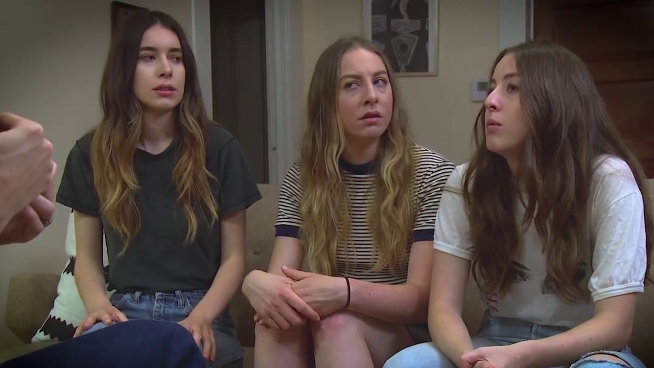 Cubierta de Why You\'ve Never Met the 4th Haim Sister