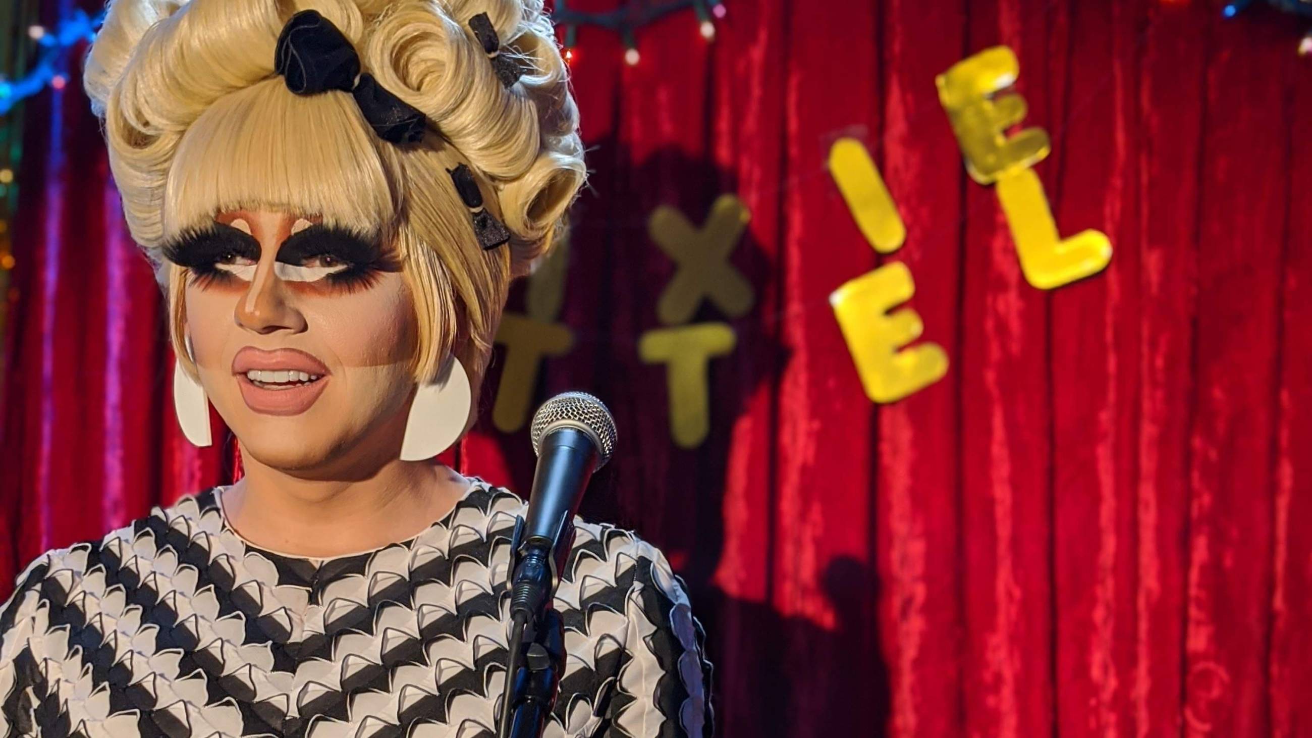 Cubierta de Trixie Mattel: One Night Only