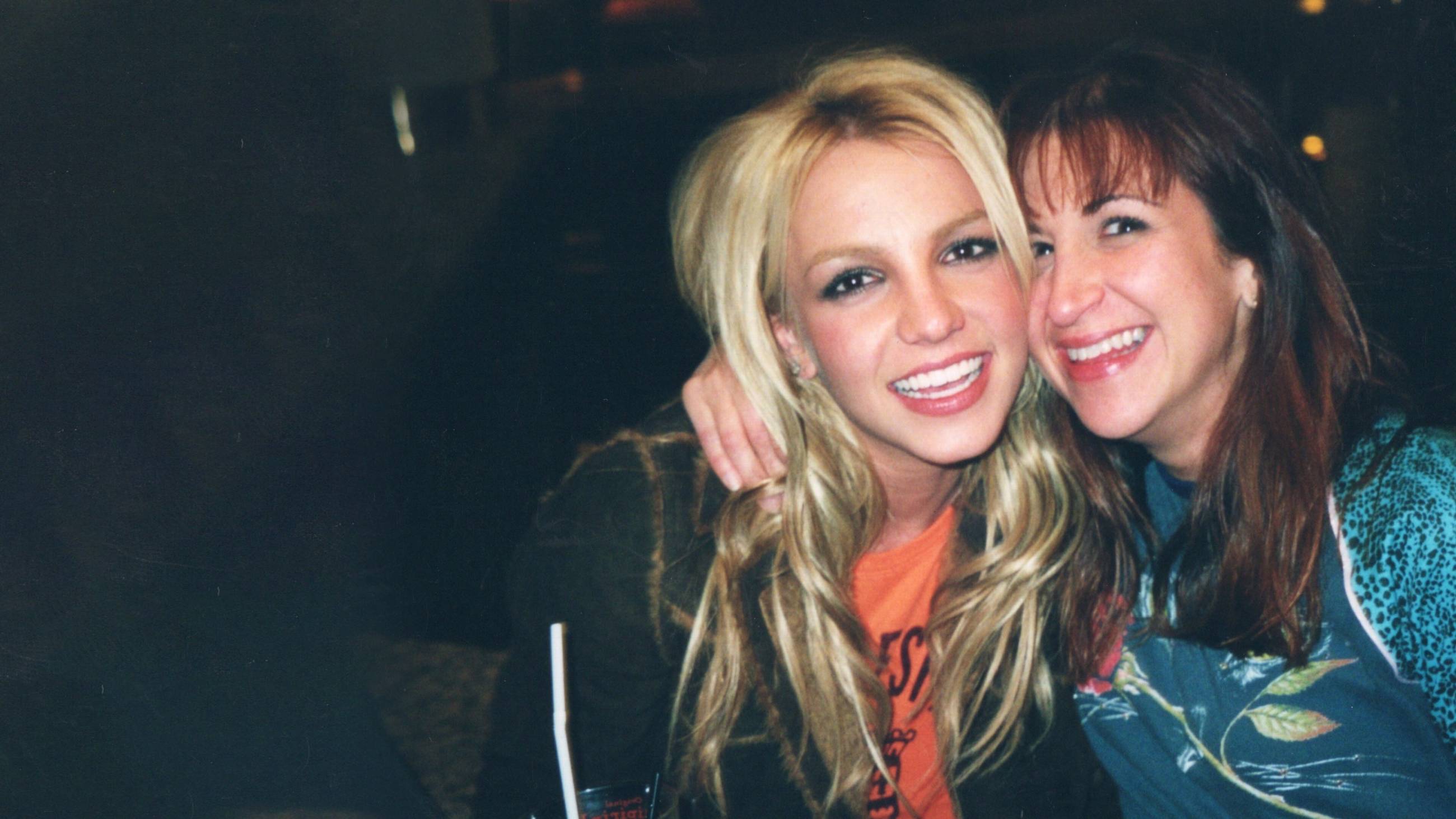 Cubierta de Controlling Britney Spears