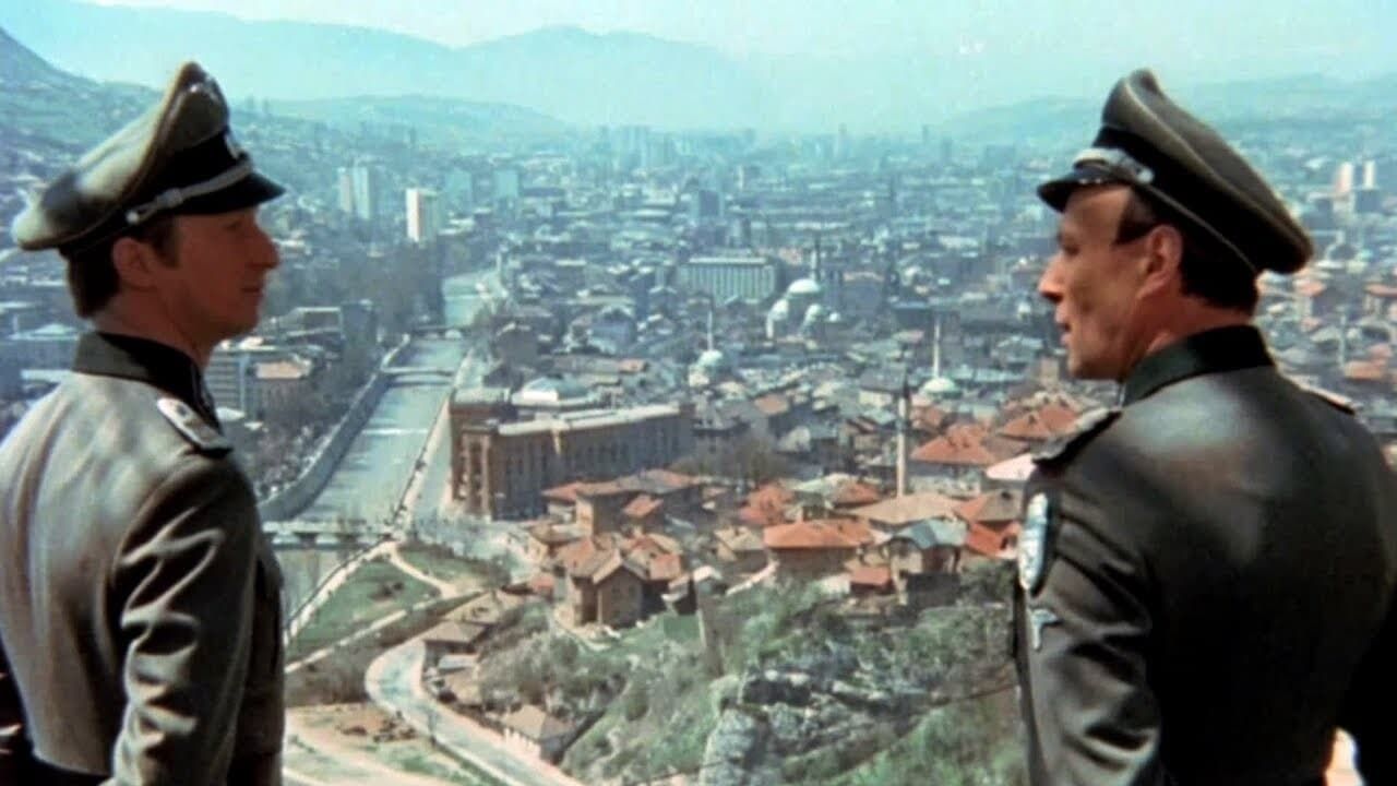 Cubierta de Walter Defends Sarajevo