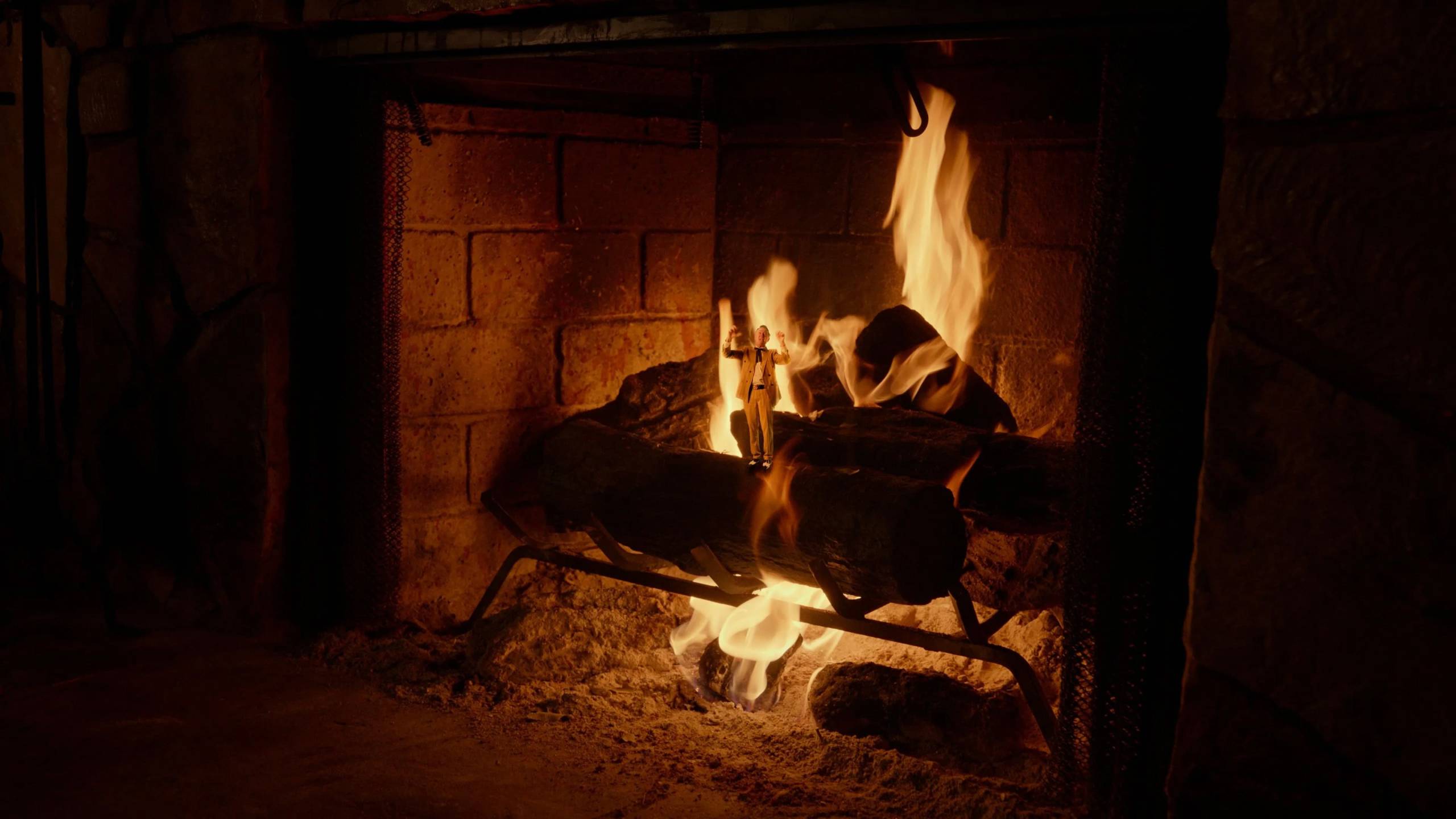 Cubierta de Adult Swim Yule Log: The Fireplace