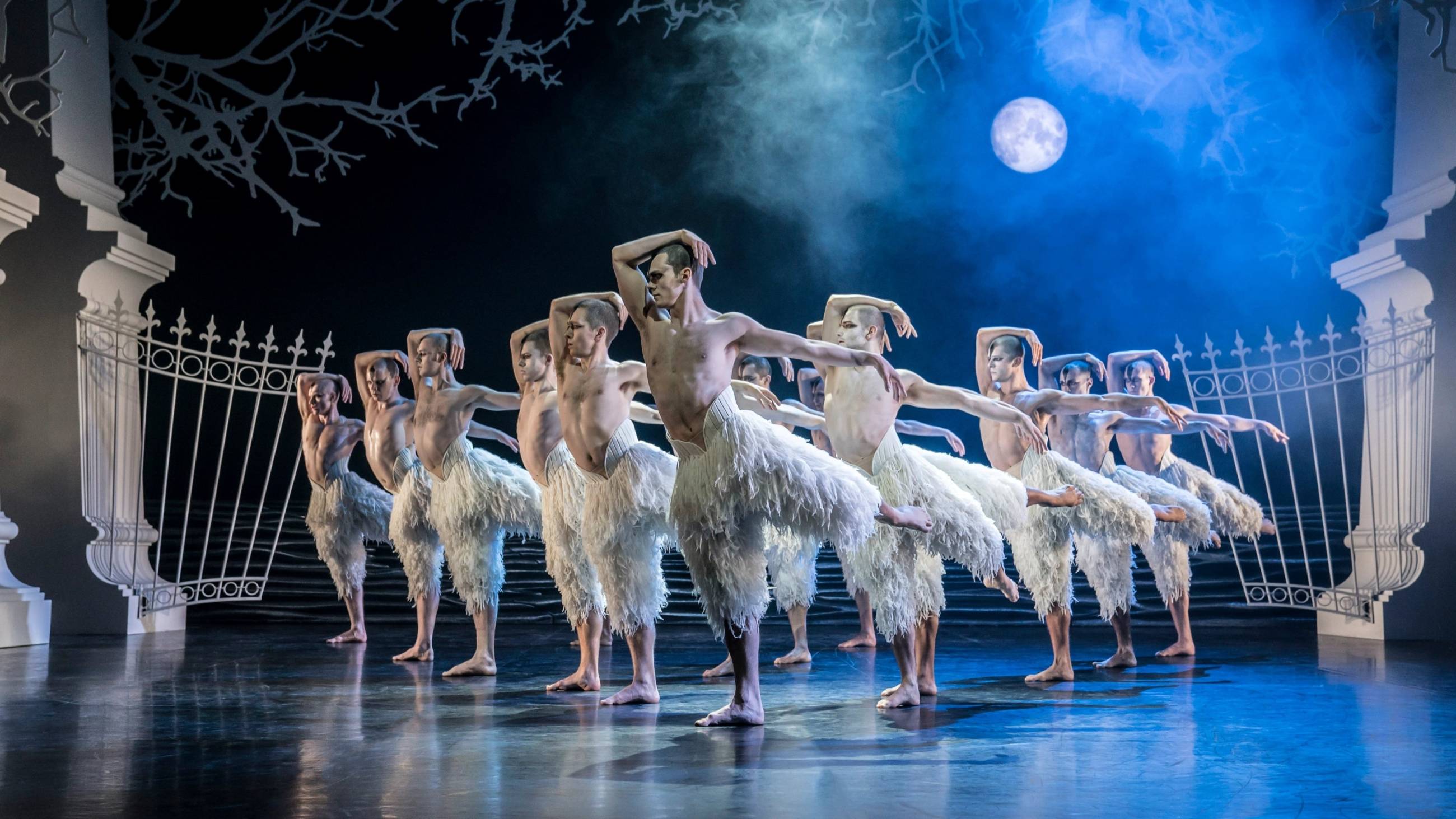 Cubierta de Matthew Bourne\'s Swan Lake