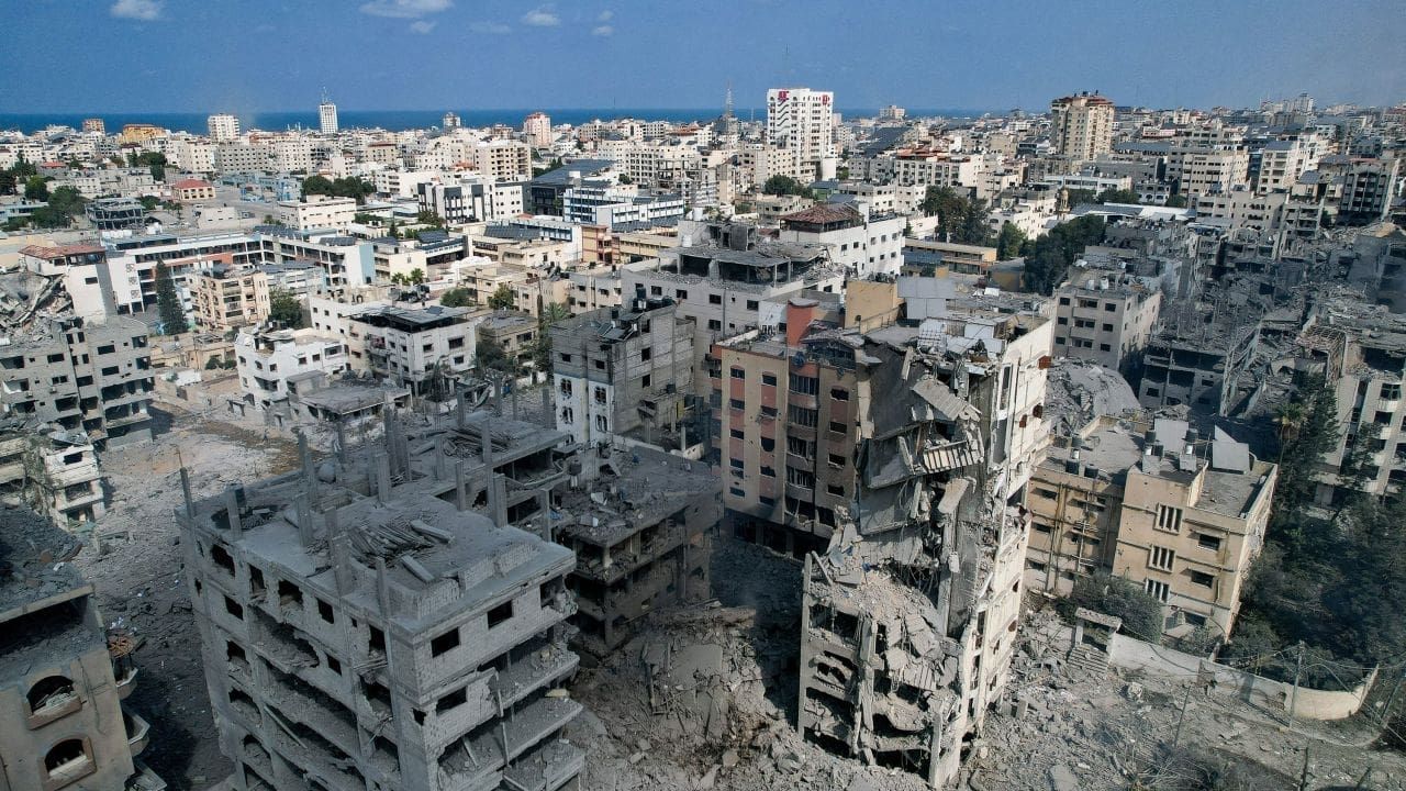 Cubierta de Israel and Gaza: Into the Abyss