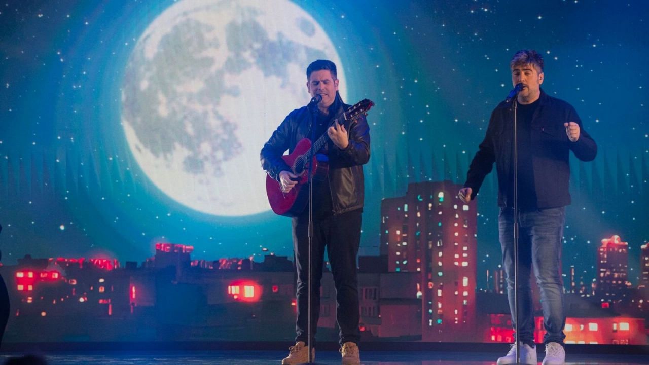 Cubierta de 25 años dando Estopa