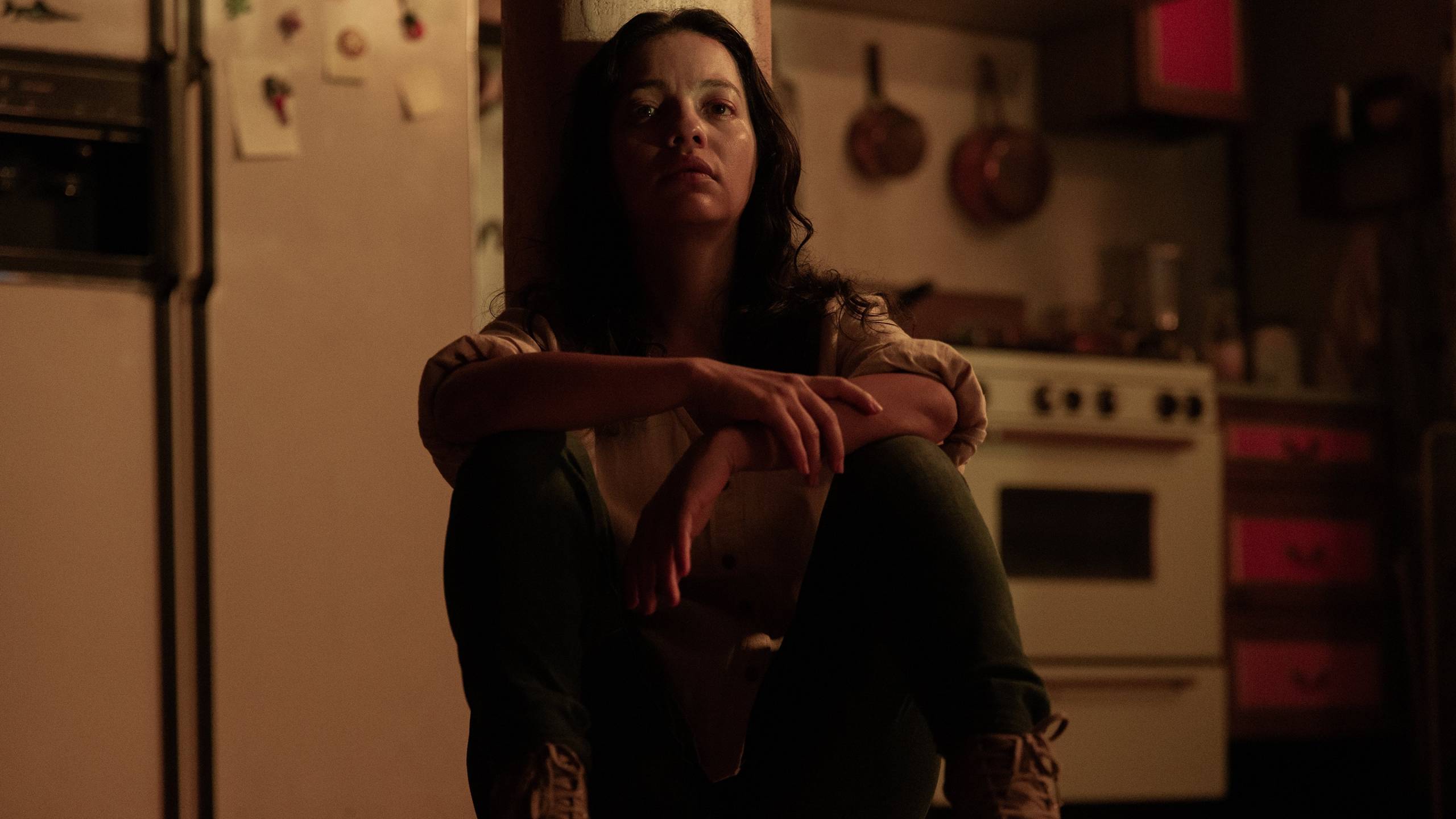 Cubierta de Aún es de noche en Caracas