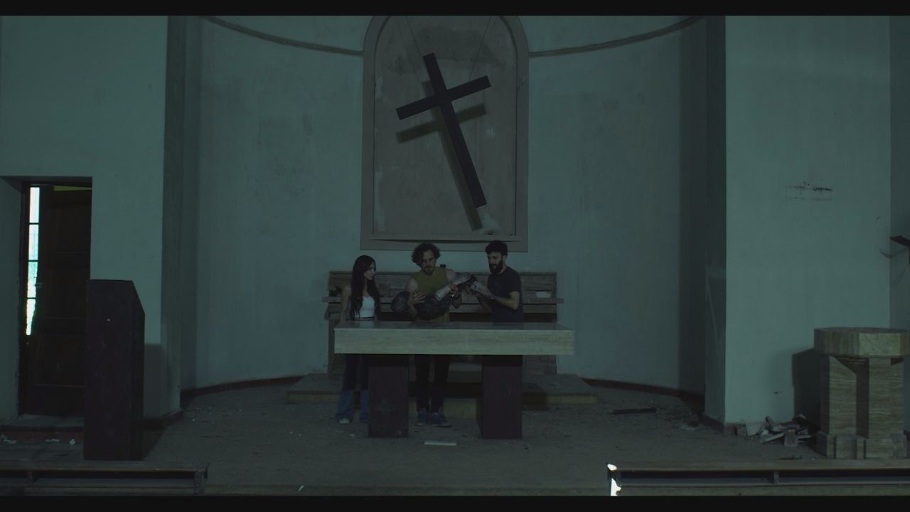 Cubierta de Oro negro