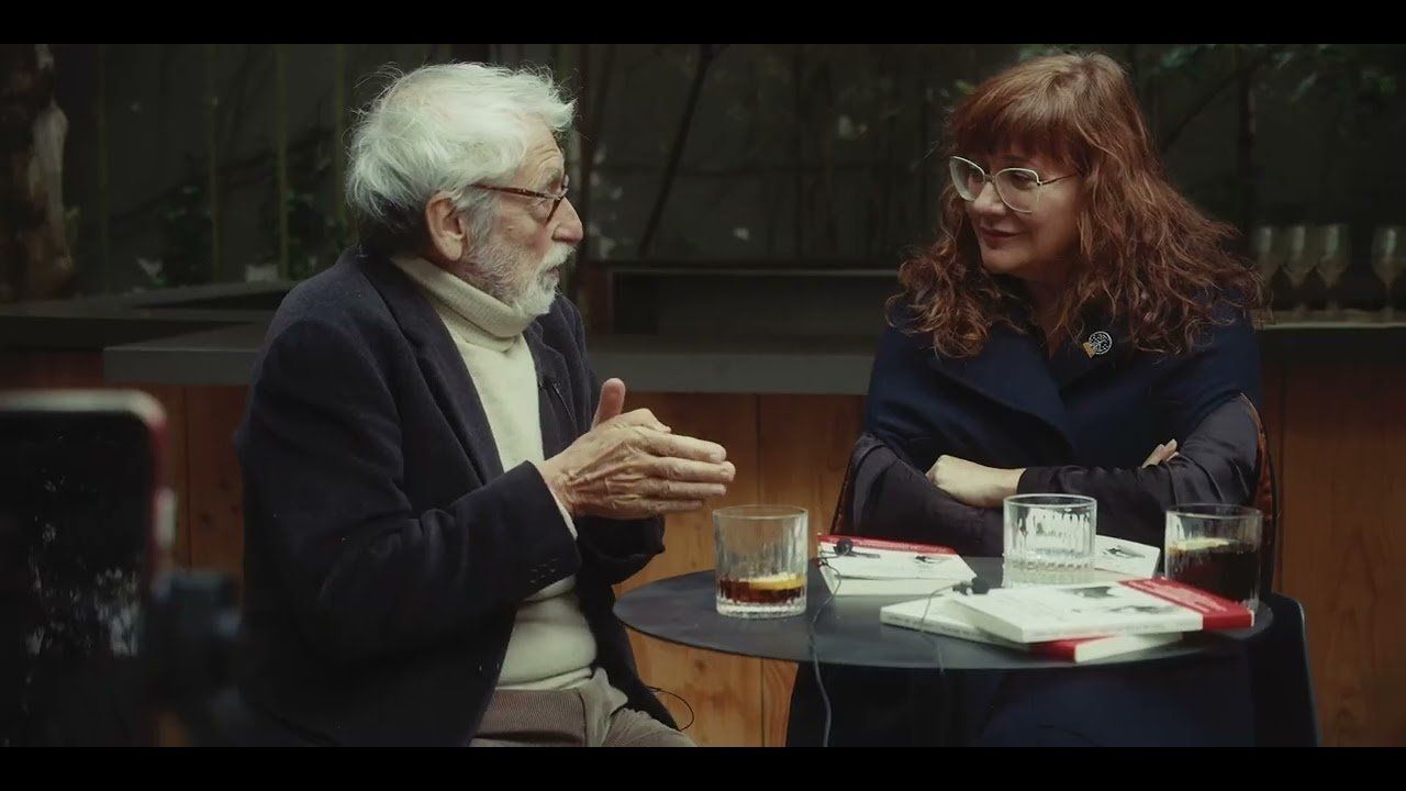 Cubierta de Dios lo ve