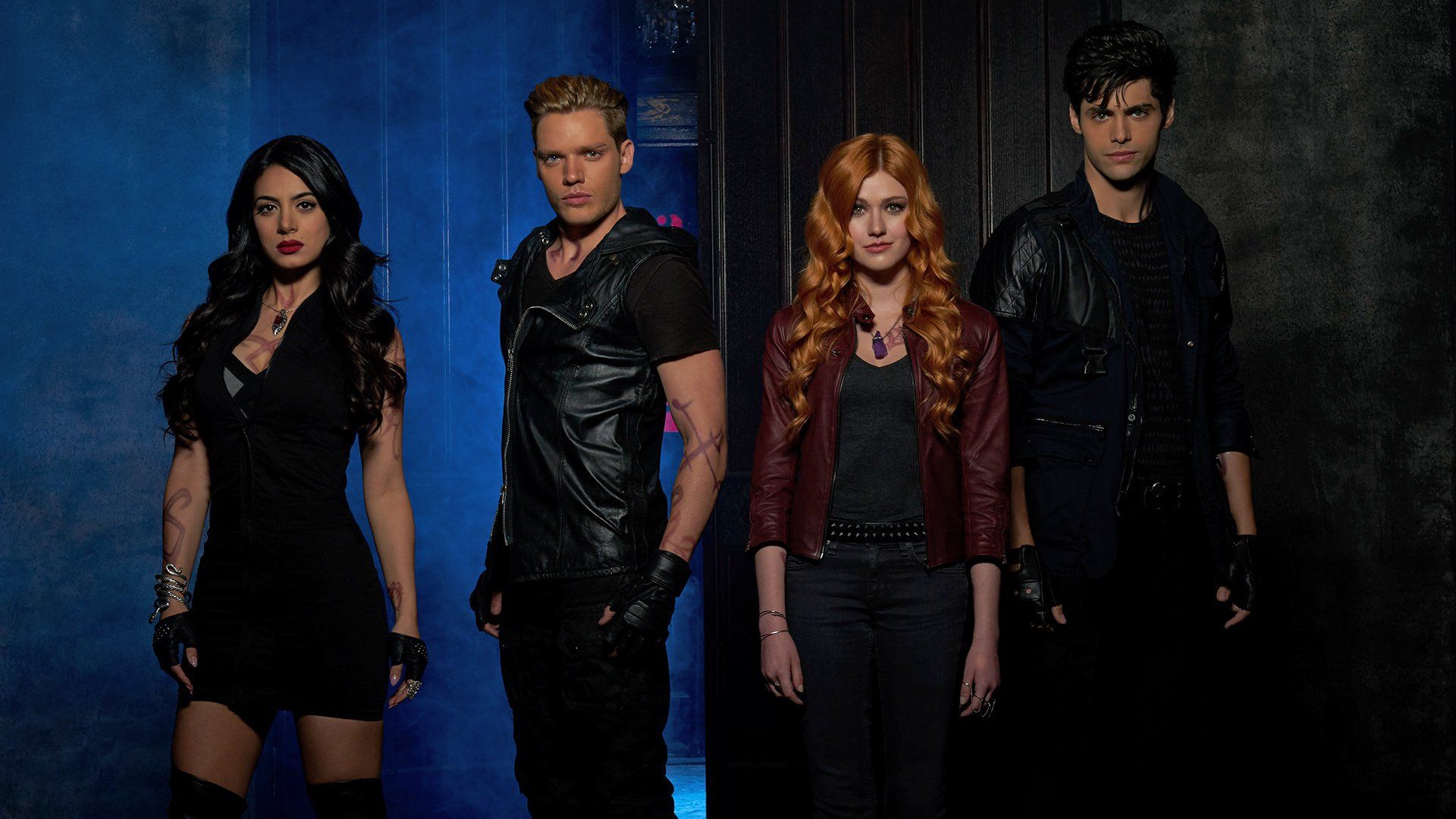 Cubierta de Cazadores de sombras (Shadowhunters)