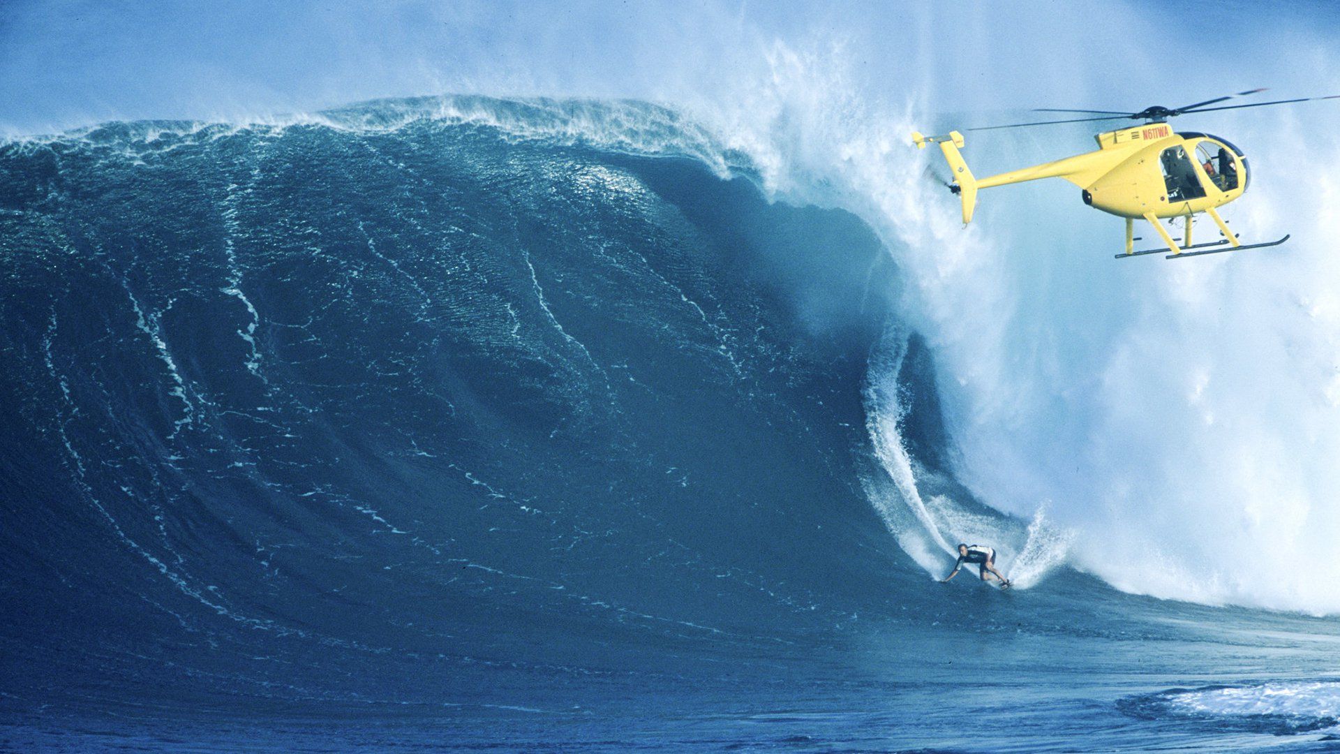 Cubierta de Take Every Wave: The Life of Laird Hamilton